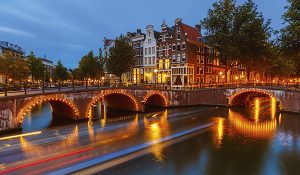 kanal i Amsterdam